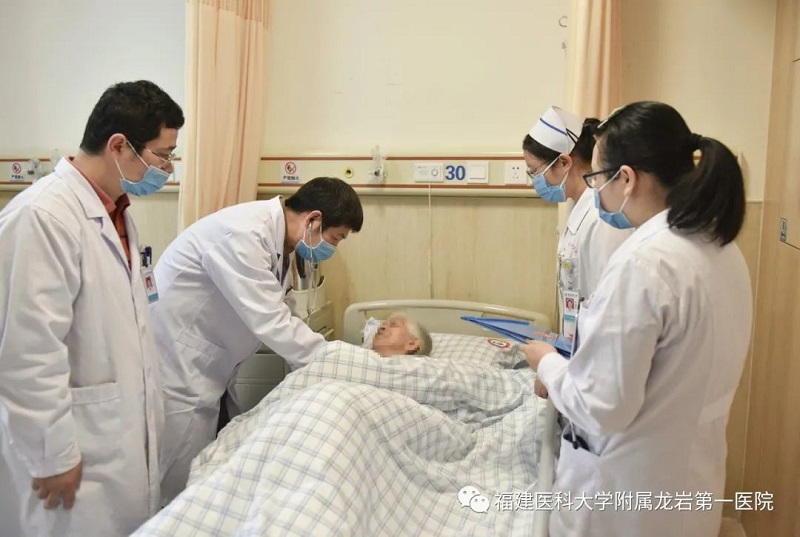 谈球吧