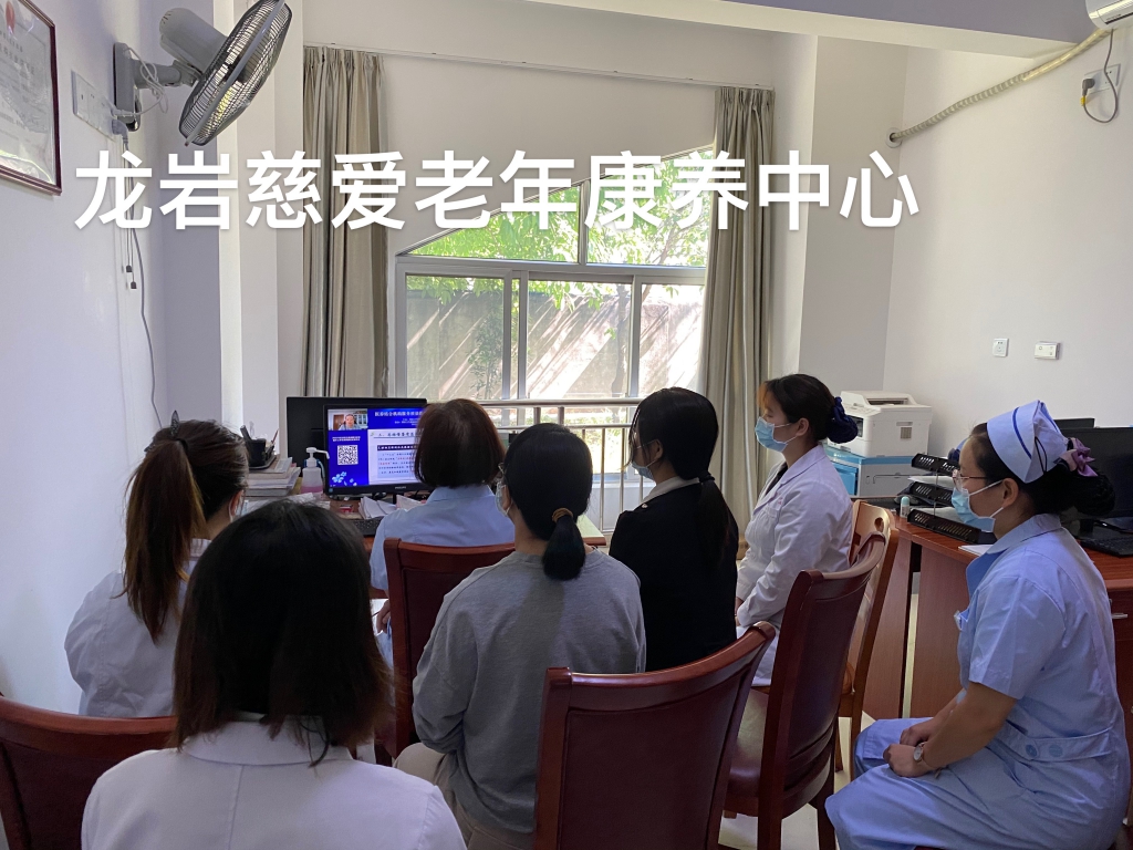 谈球吧