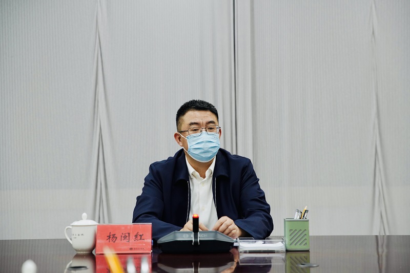 谈球吧