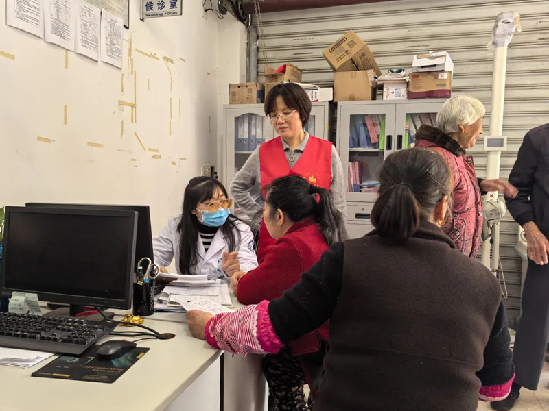 谈球吧