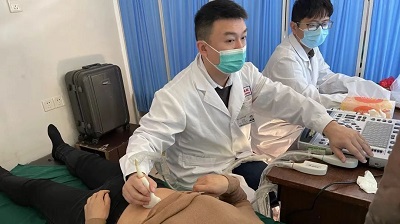 谈球吧