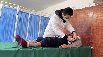 谈球吧