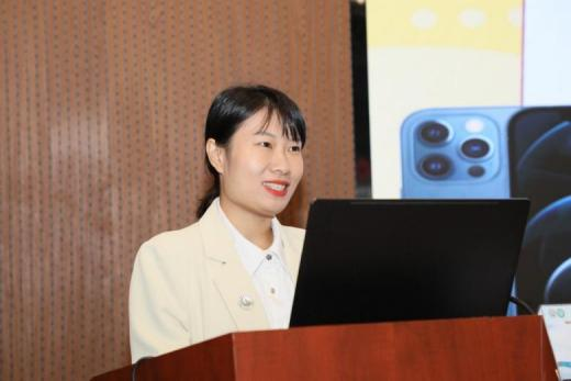 谈球吧