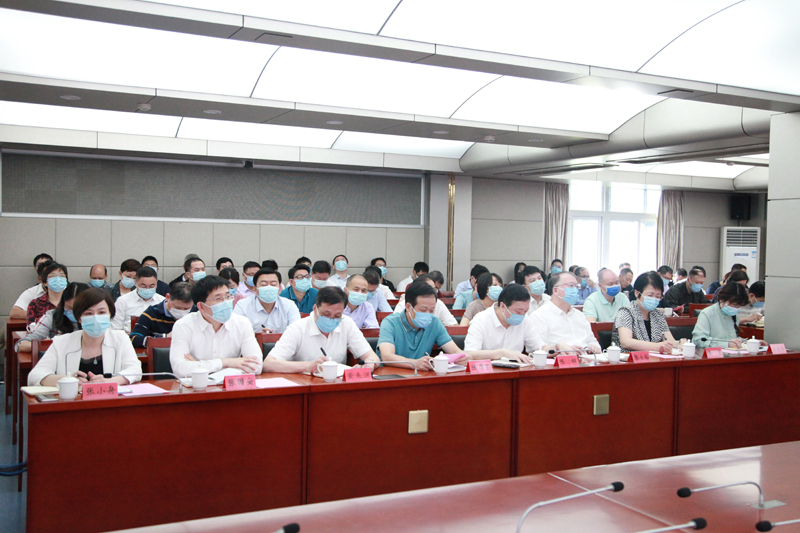 谈球吧