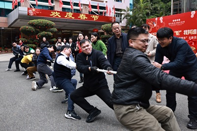 谈球吧
